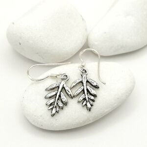 Leaf dangle drop earrings in Sterling Silver 🆕 Nature Inspired